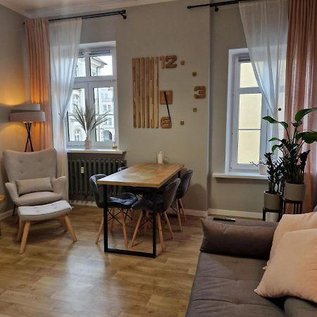 Apartament Ratuszowy Deluxe Єленя-Ґура Екстер'єр фото